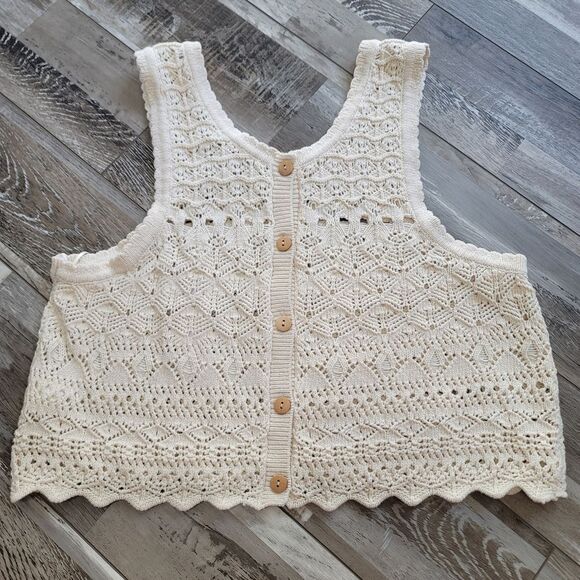 New House of Harlow Beige Crochet Back Button Tank Size Large - Picture 3 of 6